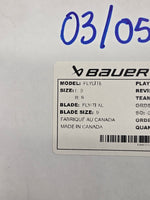 Load image into Gallery viewer, NEW! Size 9 Fit 2 Bauer Vapor Flylite Hockey Skates Pro Stock 9 (New)
