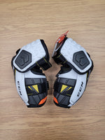 Load image into Gallery viewer, NEW! Size Senior Large CCM Tacks Pro Elbow Pads Pro Stock (New)
