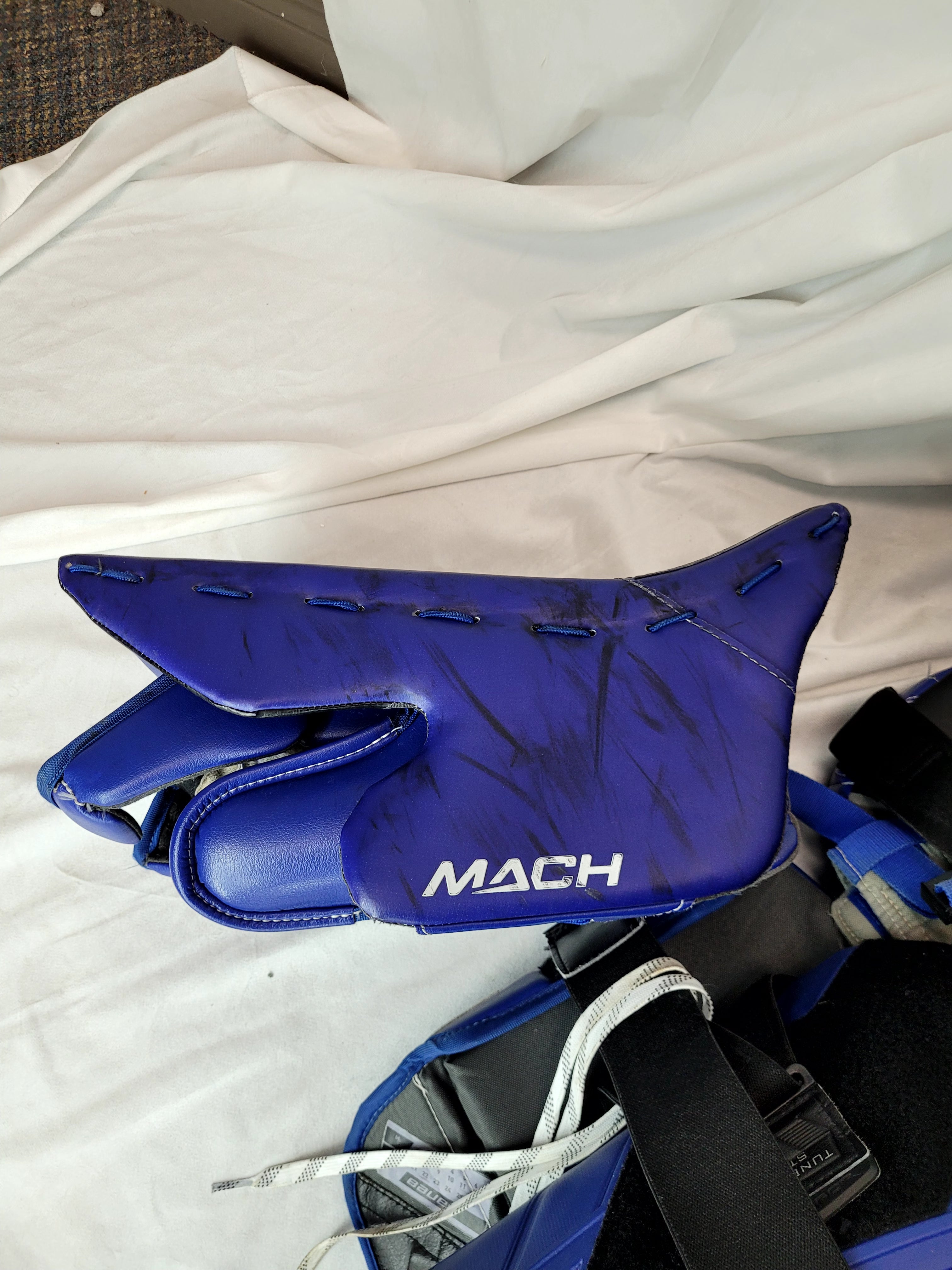 BAUER MACH GOALIE SET - 34'' +1