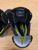 Charger l'image dans la galerie, Size 8.75 Fit 3 NEW! Blue Bauer Vapor Hyperlite 2 Hockey Skates Pro Stock (New)
