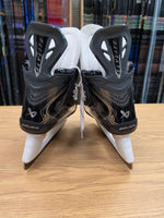 Load image into Gallery viewer, NEW! Size 7.5 Fit 2 Bauer Vapor Flylite Hockey Skates Pro Stock 7.5 (New) #G3
