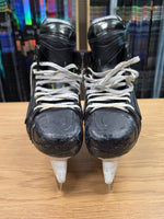 Charger l'image dans la galerie, Size 9 Fit 3 Bauer Vapor Hyperlite 2 Hockey Skates NHL Hockey Skates

