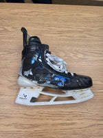 Load image into Gallery viewer, Size 10.5 Fit 3 Bauer Vapor Hyperlite 2 Hockey Skates Pro Stock 10.5 (Used)
