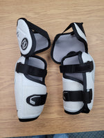 Load image into Gallery viewer, NEW! 2x Right side Size Senior Medium CCM 19K PRO Elbow Pads Pro Stock (New)
