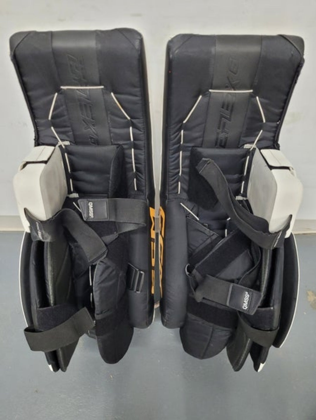 CCM EFLEX 6 FULL GOALIE SET 33" +1.5