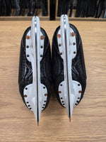 Load image into Gallery viewer, Size 9 Fit 3 Bauer Supreme Shadow Hockey Skates Pro Stock 9 (Used) #X10
