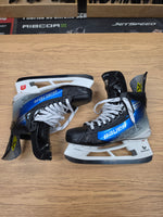 Charger l'image dans la galerie, Size 8.75 Fit 3 NEW! Blue Bauer Vapor Hyperlite 2 Hockey Skates Pro Stock (New)
