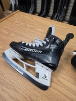 Charger l'image dans la galerie, Size 8 Fit 3 Bauer Vapor Hyperlite 2 Hockey Skates Pro Stock 8 (Used)
