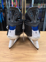 Charger l'image dans la galerie, Size 8 Fit 3 Bauer Vapor Flylite Hockey NHL Skates Pro Stock 8 (Used)
