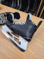 Load image into Gallery viewer, Size 9 Fit 3 Bauer Supreme Shadow Hockey Skates Pro Stock 9 (Used) #X10
