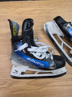 Charger l'image dans la galerie, Size 9 Fit 3 Bauer Vapor Hyperlite 2 Hockey Skates 9 (Used)
