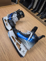 Charger l'image dans la galerie, Size 8.75 Fit 3 NEW! Blue Bauer Vapor Hyperlite 2 Hockey Skates Pro Stock (New)
