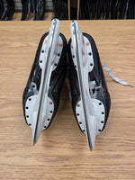 Charger l'image dans la galerie, Size 8.75 Fit 2 Bauer Vapor Flylite Hockey Skates Pro Stock (Used)
