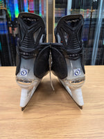 Charger l'image dans la galerie, Size 9 Fit 3 Bauer Vapor Hyperlite 2 Hockey Skates NHL Hockey Skates
