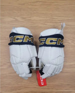 Charger l&#39;image dans la galerie, CCM 85C Gloves Pro Stock White/Navy Blue/Gold (New)
